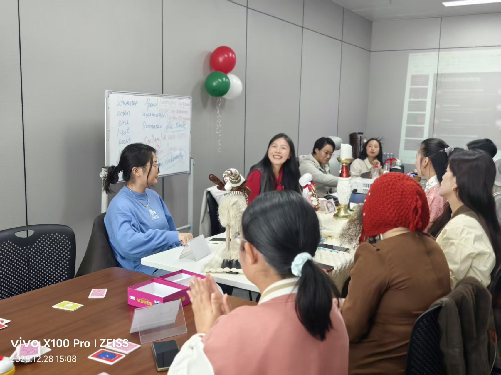 Cherish and Judy met for the second time at Shenye Taifu Plaza in Shenzhen
